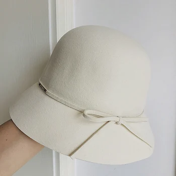 2020 г., Нов стил, модни бяла вълнена дамска шапка в стил дерби в църквата, зимни фетровая фетровая шапка-клош, панама