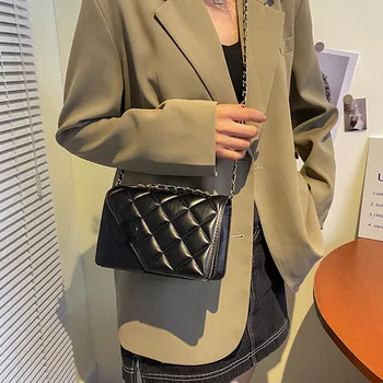 2022 Нова мода, малка квадратна чанта през рамо, дамски чанти през рамо, обикновена чанта-незабавни посланици с капак, дизайнерски дамски чанти-клатчи
