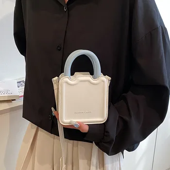 Дамски чанта през рамо с веригата 2023, нишевая мода, универсални цветове, елегантна ежедневна чанта за партита, уникален дизайн, чантата за червило, мини чанта за междуградски пътувания
