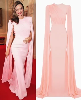 Елегантни дълги вечерни рокли от крепового розов цвят с нос 